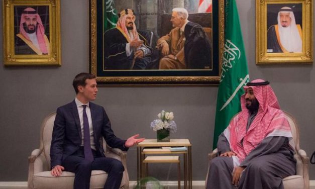 واشنطن بوست: على الديمقراطيين التحقيق باتصالات كوشنر وبن سلمان