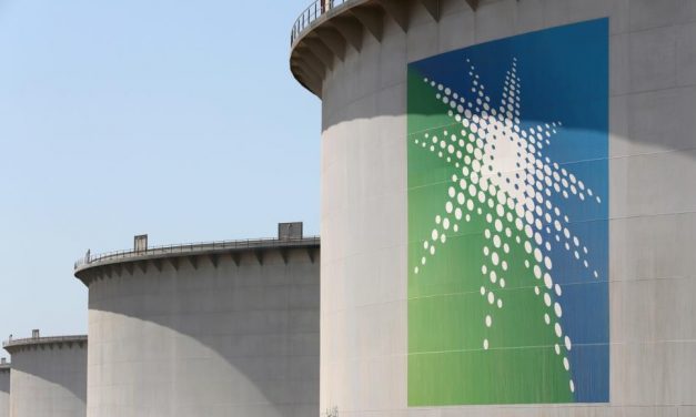بلومبيرغ: مكانة السعودية الاقتصادية باتت مشكوكًا بها