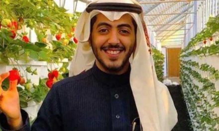أنباء عن عزل الناشط “ياسر العياف” بالسجن الانفرادي