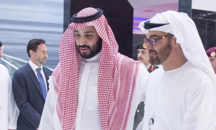 “مجتهد”: السعودية والإمارات يدعمان البشير نفطياً لمدة عام لحمايته من الثورة