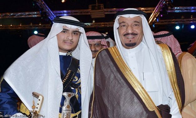 ناشط سعودي يكشف السر وراء اعتقال “ابن سلمان” لأخيه “بندر”