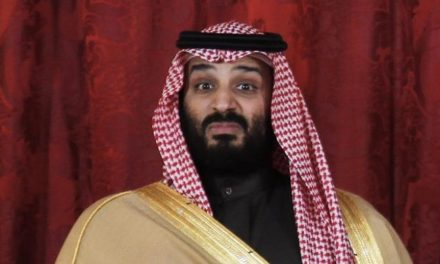 ناشط سعودي يكشف الأسباب التي تدعو لإبعاد “ابن سلمان” عن المشهد