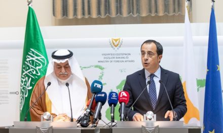 رسميًا وزير خارجية السعودية يقف في صف قبرص ضد أنشطة تركيا