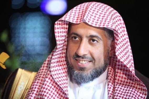 كاتب سعودي: “ابن سلمان” هبة من الله للسعودية والإنسانية!!