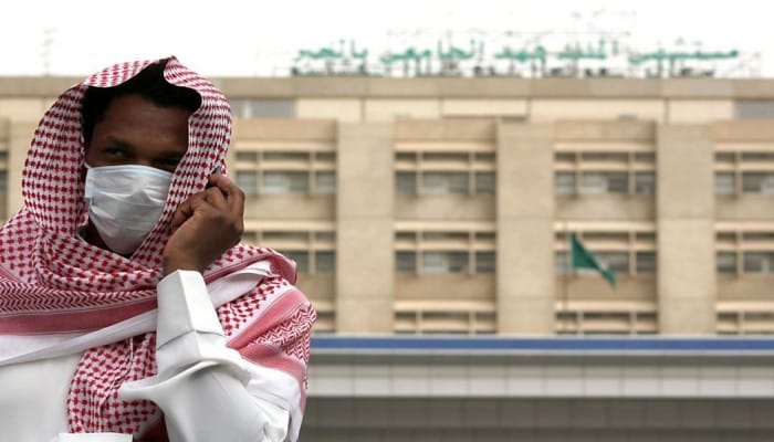 طلاب سعوديون بالخارج يستغيثون للحصول على مساعدات مالية
