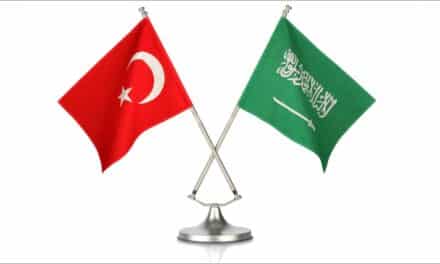 قاطرة التقارب بين تركيا والسعودية.. وقود اقتصادي وكوابح سياسية