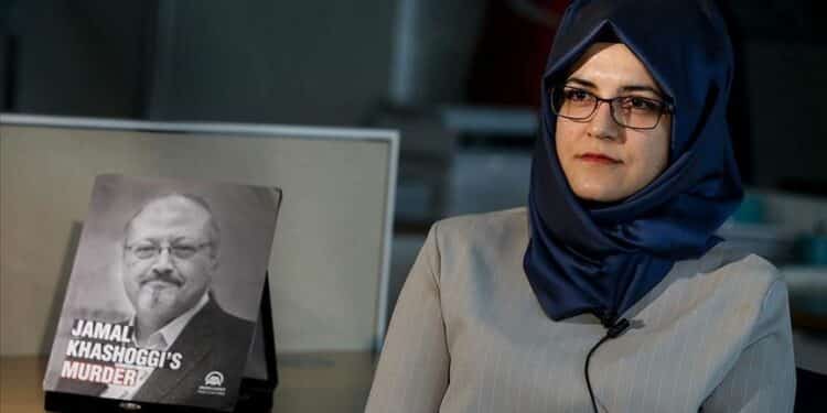 خطيبة “خاشقجي” ترفض القرار التركي وتطالب باستمرار المحاكمة