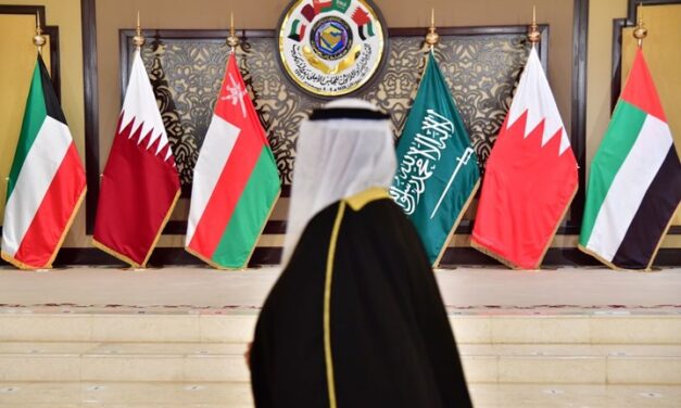 خاص.. المصالحة الخليجية اضطرار لا اختيار
