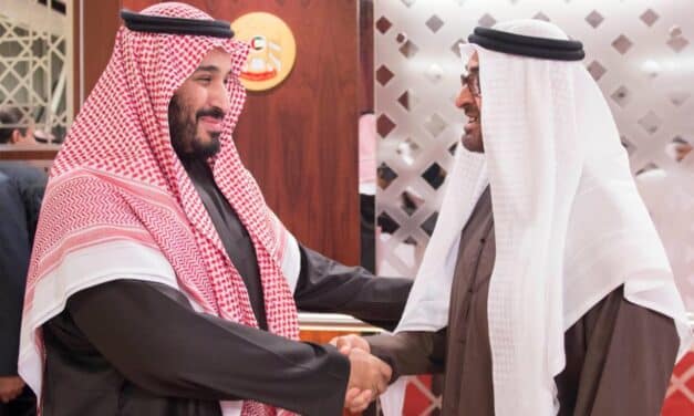 خدمة الاستبداد.. هكذا يسعى ابن سلمان وابن زايد لتطويع أحكام الفقه الإسلامي