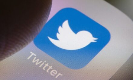 تويتر ينزع التوثيق عن حساب جديد لمعتقل بالسعودية