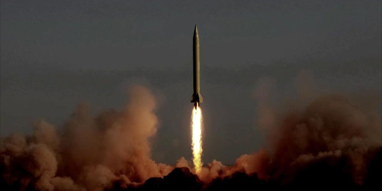 “مجتهد” يكشف تفاصيل غير متوقعة عن الصاروخ الذي ضرب الدمام