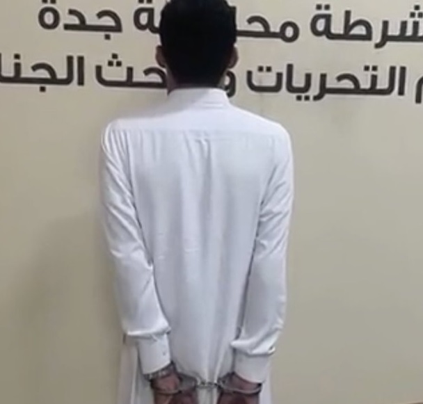 السلطات السعودية تعتقل مقيمًا يمنيًا أيد اعتداء الحوثيين على “أرامكو”