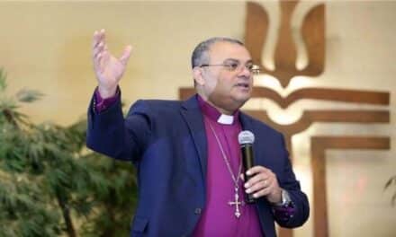 رئيس الطائفة الإنجيلية يكشف عن إقامة أول كنيسة مصرية بالسعودية قريبًا