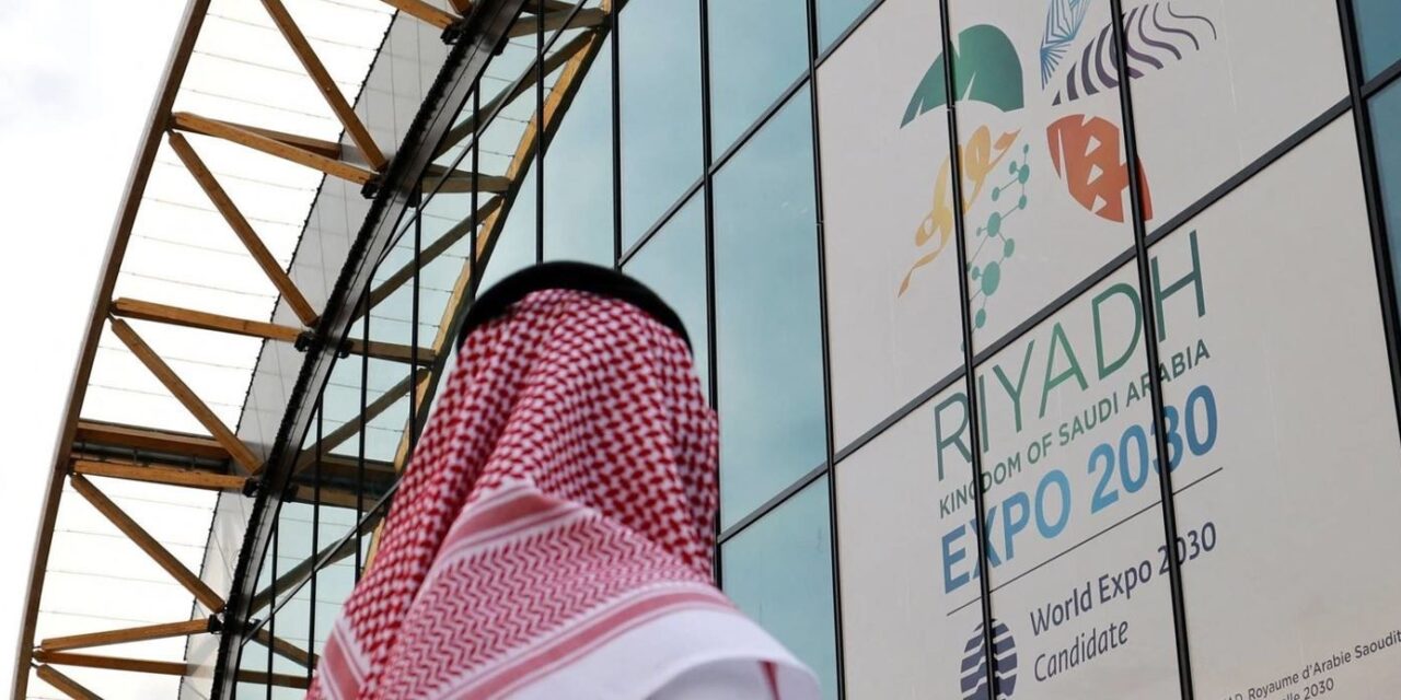 انتقادات برلمانية إيطالية لفرنسا لدعمها استضافة السعودية لمعرض “إكسبو”