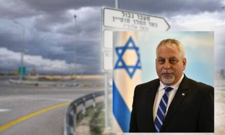 مسؤول صهيوني يعلن بدء إنشاء جسر بري يشمل الإمارات والسعودية والكيان الصهيوني